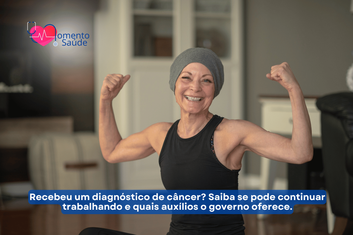 Mulher com câncer mostrando os bíceps + subtítulo